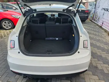 Audi A1 S-tronik 2016 Euro 6 125 cai Climatronic