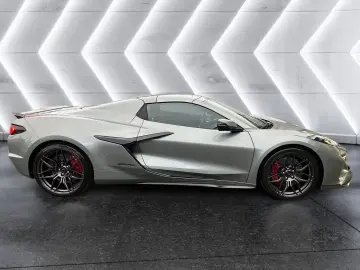 CORVETTE Z06 Cabrio 3LZ 5.5 V8 2024