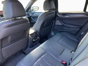 BMW 530i xD M SPORT Laser HUD Glasd HK 19