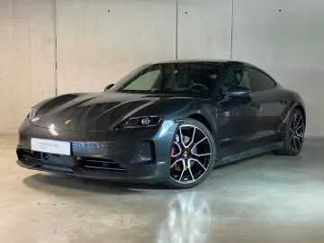 PORSCHE Taycan 4S  Sport Chrono  Abstandsregeltempostat