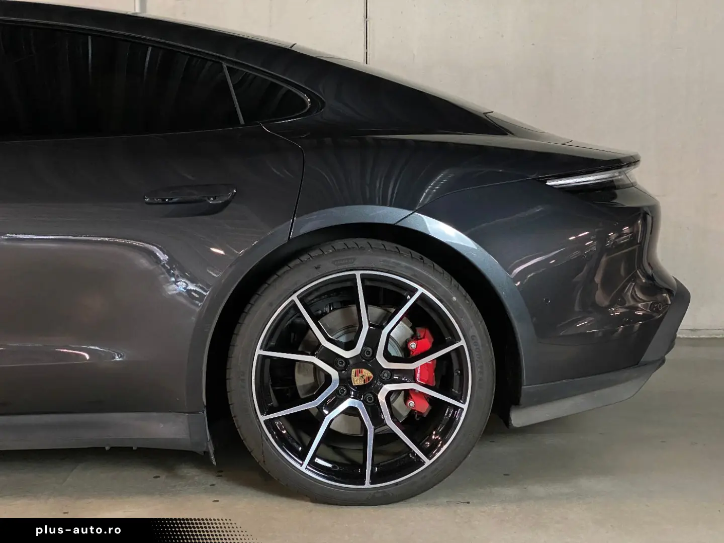 PORSCHE Taycan 4S  Sport Chrono  Abstandsregeltempostat