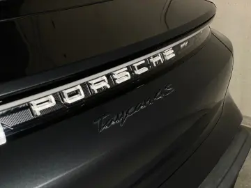PORSCHE Taycan 4S  Sport Chrono  Abstandsregeltempostat
