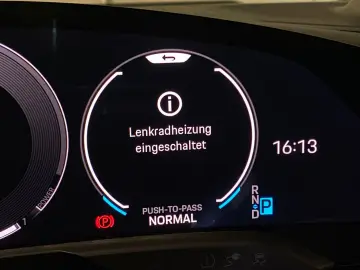 PORSCHE Taycan 4S  Sport Chrono  Abstandsregeltempostat
