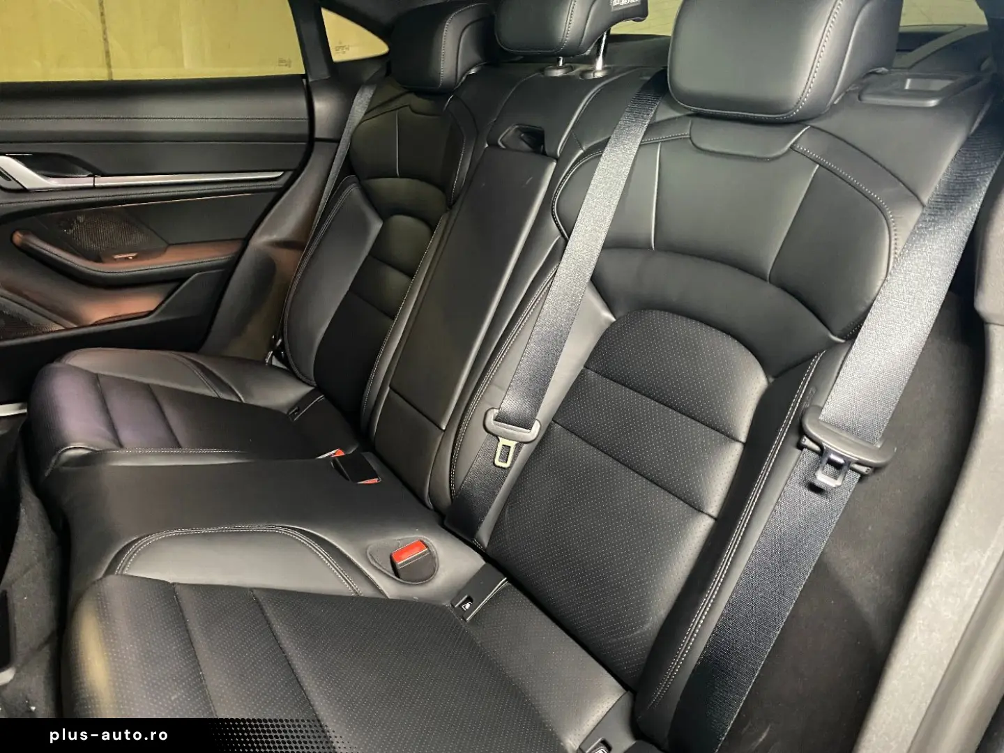 PORSCHE Taycan 4S  Sport Chrono  Abstandsregeltempostat