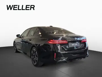 BMW 520d M SPORT AdLED DA  KomfSitze Kamera 19