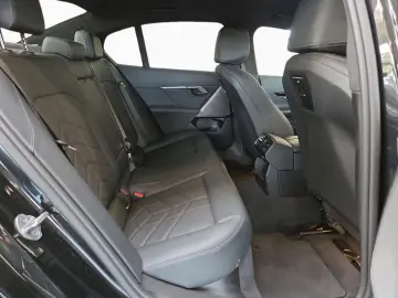 BMW 520d M SPORT AdLED DA  KomfSitze Kamera 19