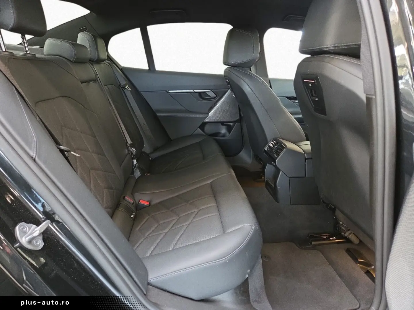 BMW 520d M SPORT AdLED DA  KomfSitze Kamera 19