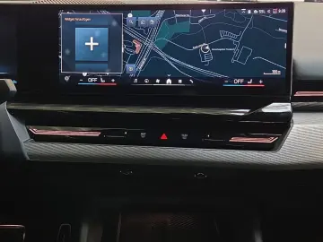 BMW 520d M SPORT AdLED DA  KomfSitze Kamera 19