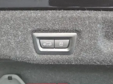 BMW 520d M SPORT AdLED DA  KomfSitze Kamera 19