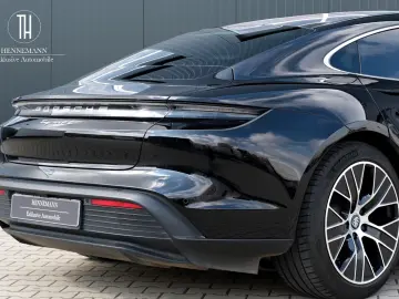 PORSCHE Taycan 4S Pano HeadUp Beif.Display BOSE