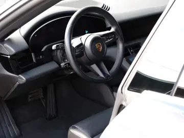 PORSCHE Taycan 4S Pano HeadUp Beif.Display BOSE