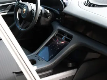 PORSCHE Taycan 4S Pano HeadUp Beif.Display BOSE