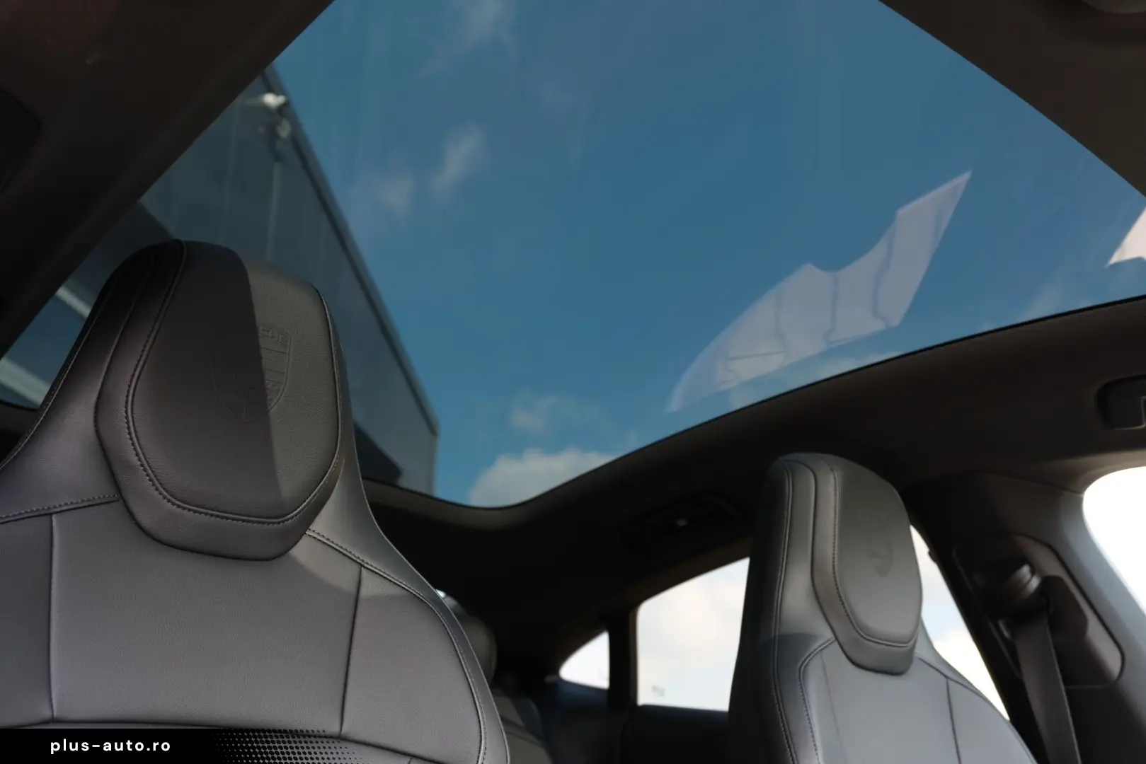 PORSCHE Taycan 4S Pano HeadUp Beif.Display BOSE