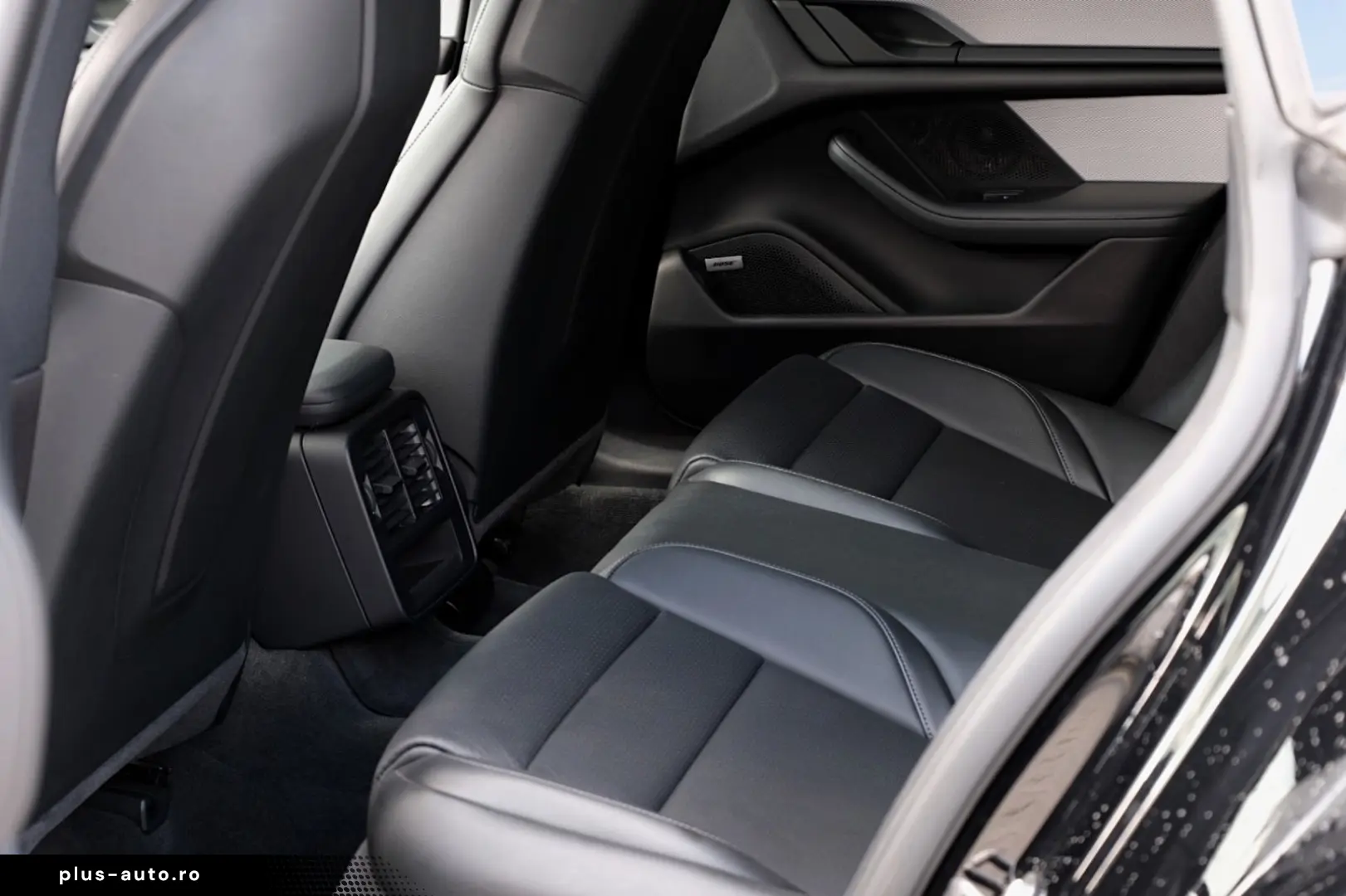 PORSCHE Taycan 4S Pano HeadUp Beif.Display BOSE