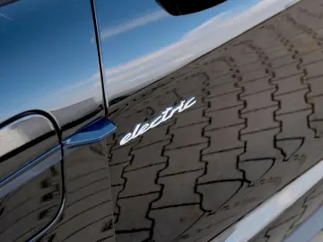 PORSCHE Taycan 4S Pano HeadUp Beif.Display BOSE