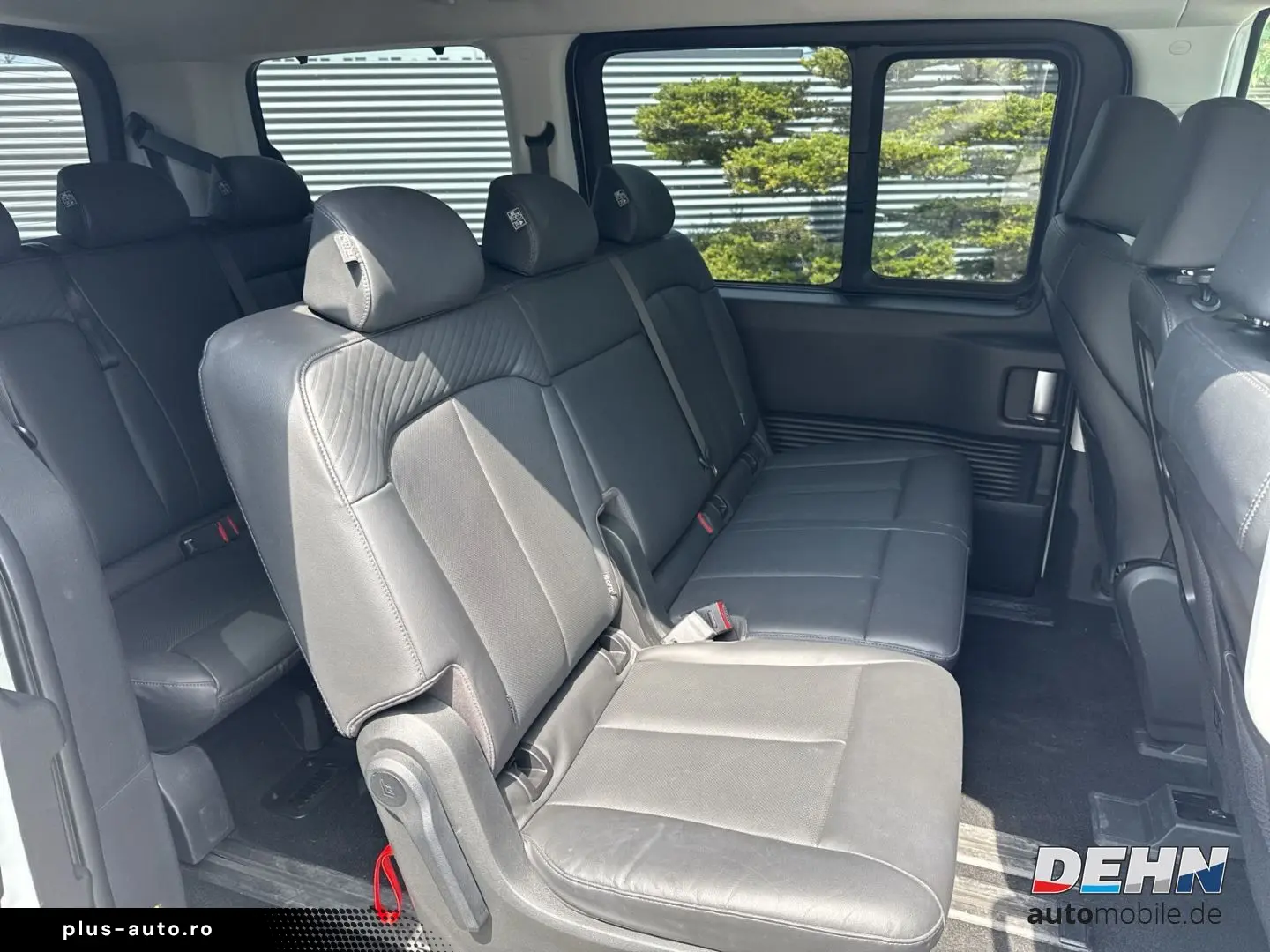 HYUNDAI STARIA 2.2 CRDi A T Prime Navi Leder Bose 360