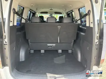 HYUNDAI STARIA 2.2 CRDi A T Prime Navi Leder Bose 360