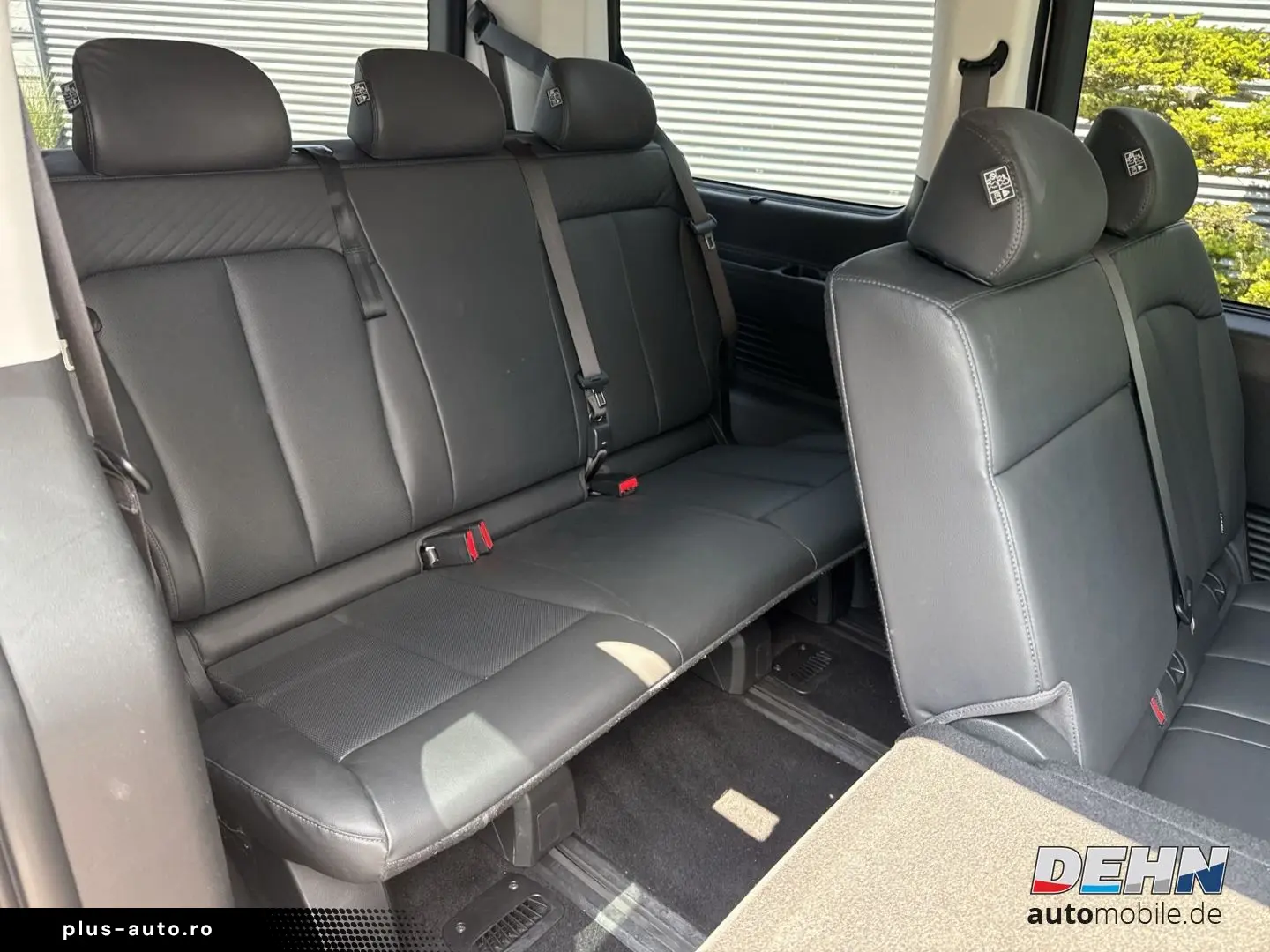 HYUNDAI STARIA 2.2 CRDi A T Prime Navi Leder Bose 360