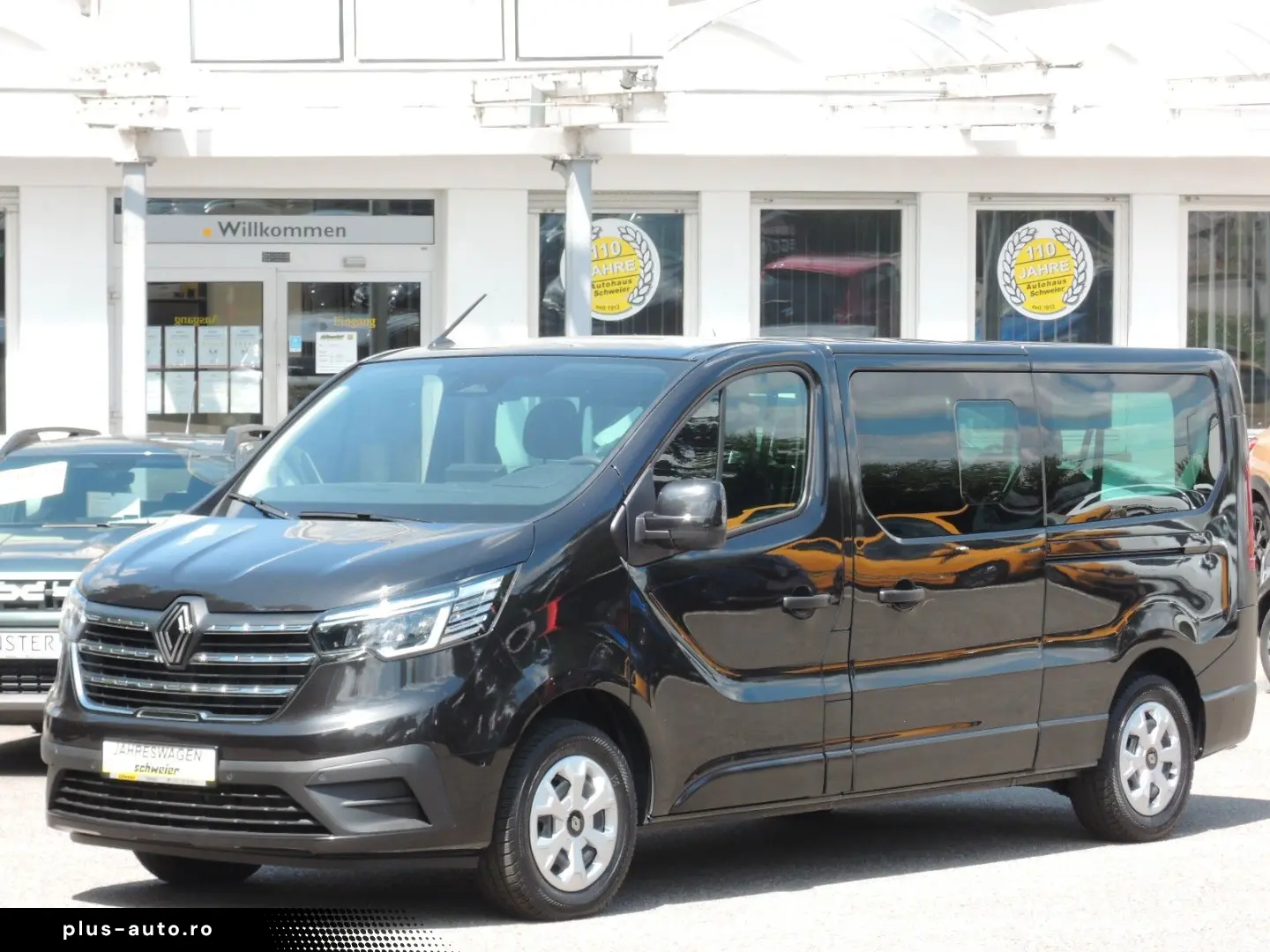 RENAULT Trafic Grand COMBI 150 EDC 9-Sitze  GJR Kamera
