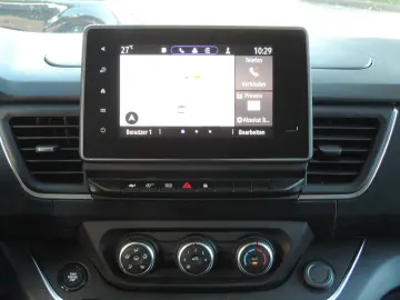 RENAULT Trafic Grand COMBI 150 EDC 9-Sitze  GJR Kamera