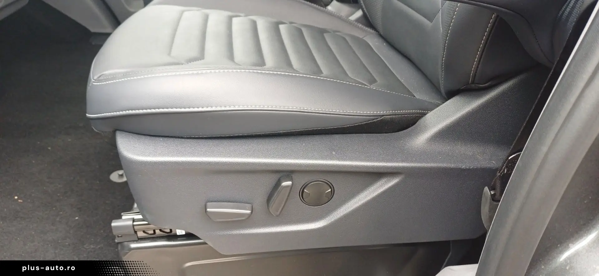 FORD Tourneo Custom Titanium L2-8Gang-Leder-Navi-Kame