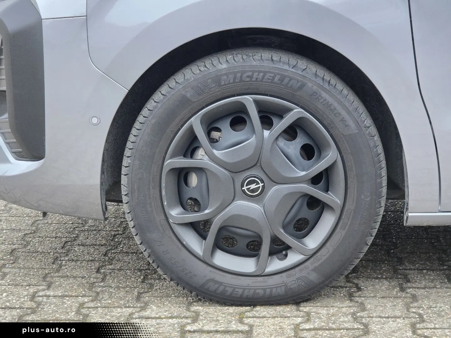 OPEL Zafira Life Edition XLAutomatik AHK Navi LED