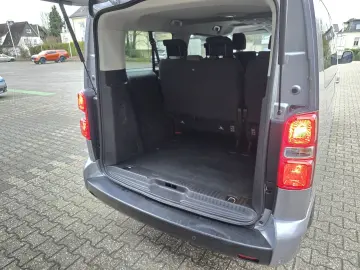 OPEL Zafira Life Edition XLAutomatik AHK Navi LED