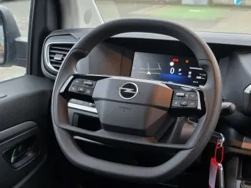 OPEL Zafira Life Edition XLAutomatik AHK Navi LED