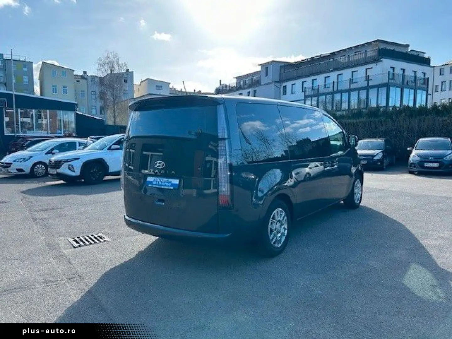 HYUNDAI STARIA 2.2 CRDi Trend 9-Sitzer Automatik 2WD
