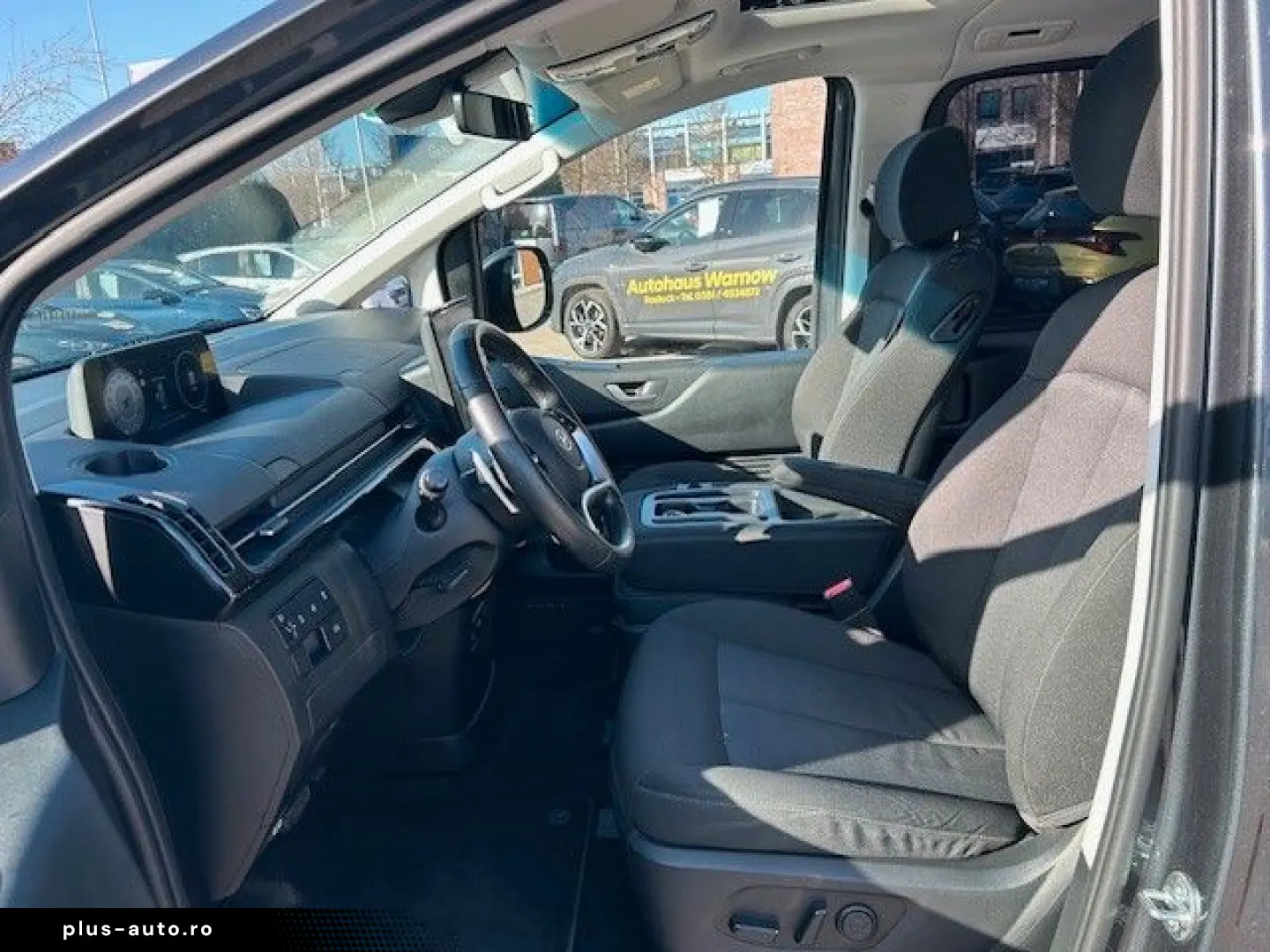 HYUNDAI STARIA 2.2 CRDi Trend 9-Sitzer Automatik 2WD
