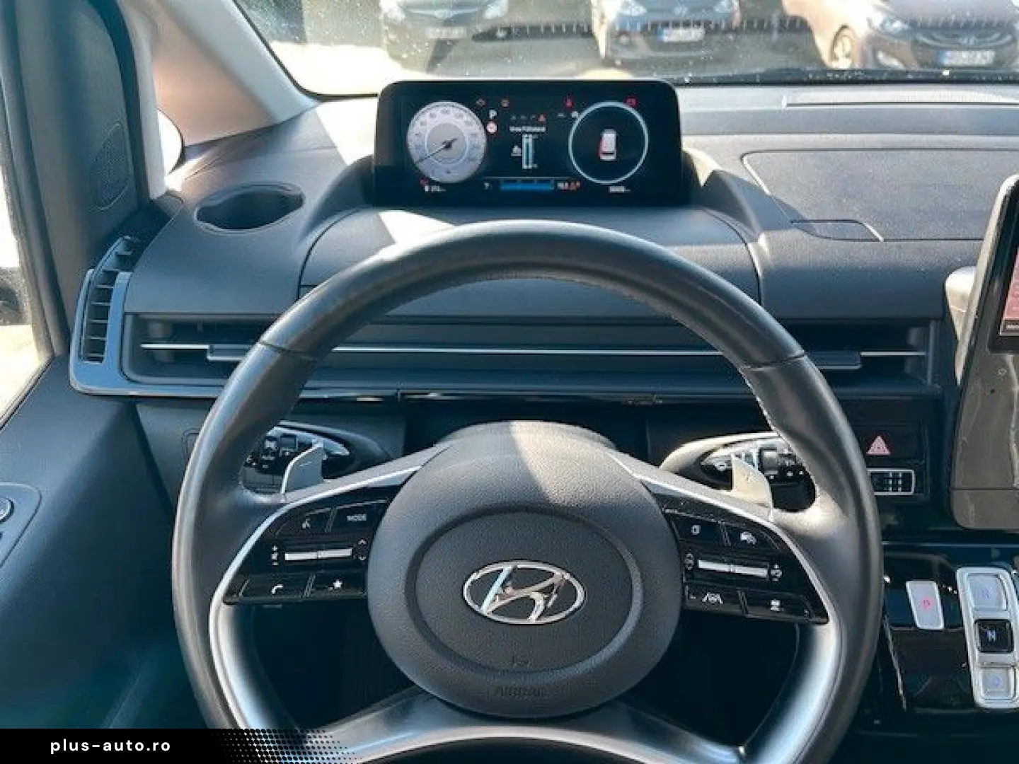 HYUNDAI STARIA 2.2 CRDi Trend 9-Sitzer Automatik 2WD