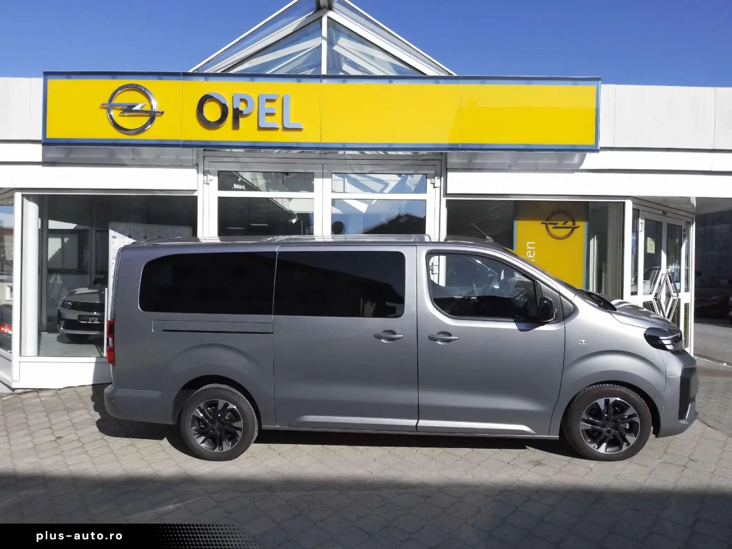 OPEL Zafira Life Kombi 9-Sitzer
