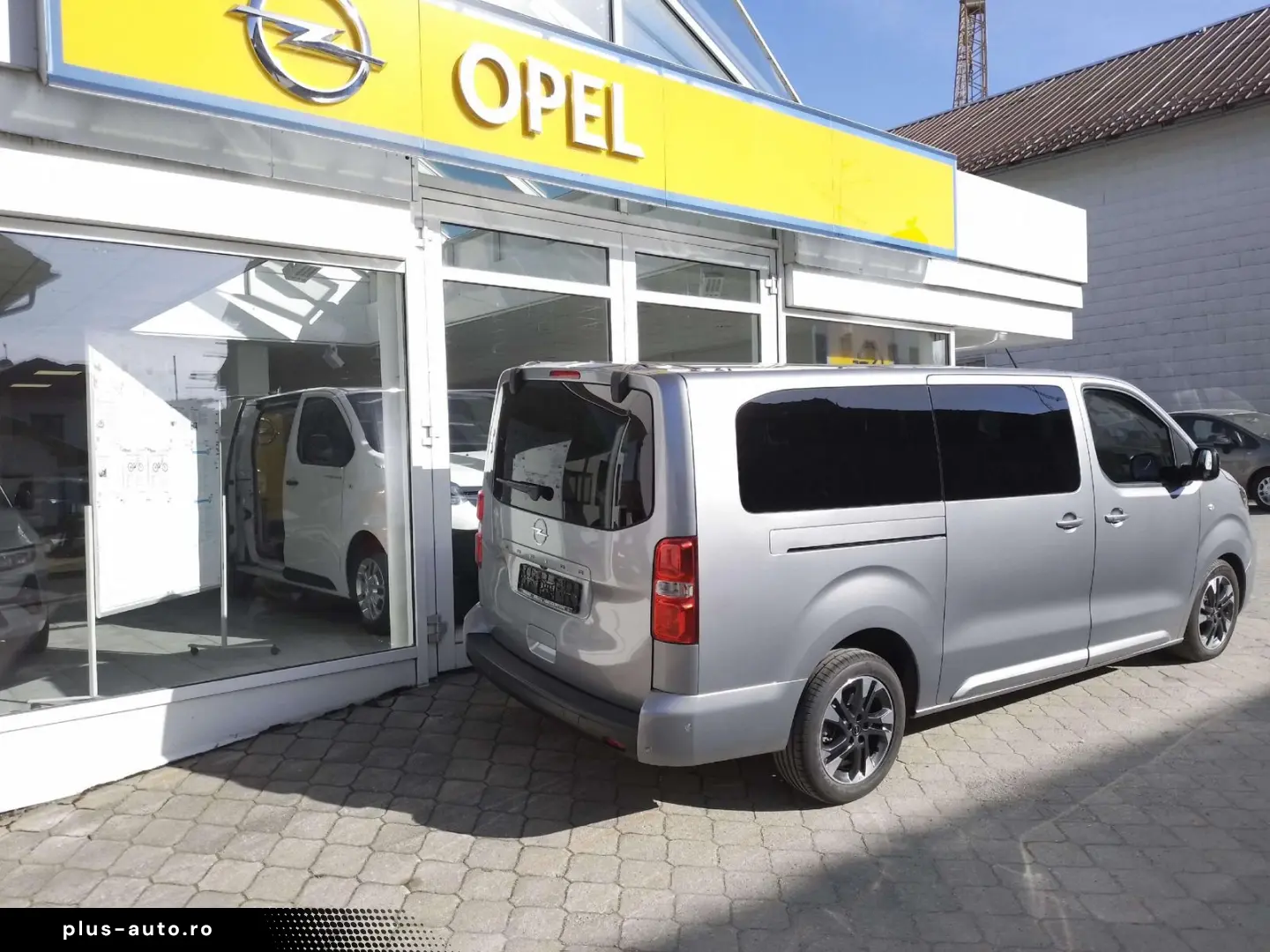 OPEL Zafira Life Kombi 9-Sitzer