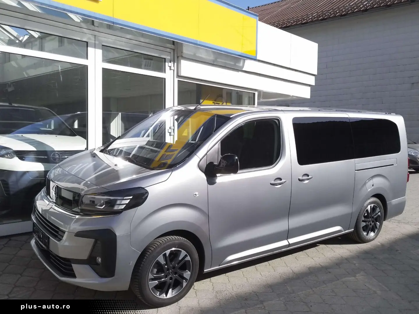 OPEL Zafira Life Kombi 9-Sitzer