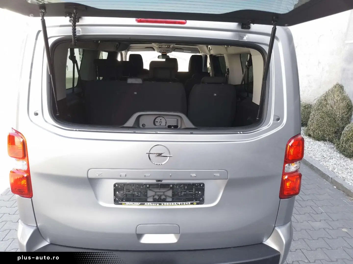 OPEL Zafira Life Kombi 9-Sitzer