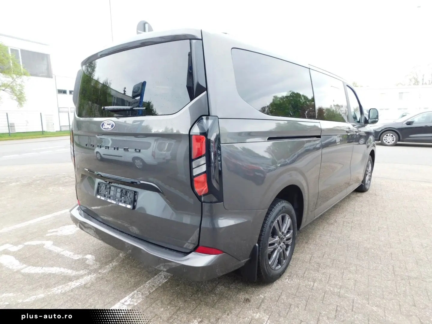 FORD Tourneo Custom 320 L2 Titanium Autom. Leder AHK