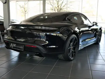 PORSCHE Taycan GTS MatrixLED Beifahrerdisplay 21 Zoll DE