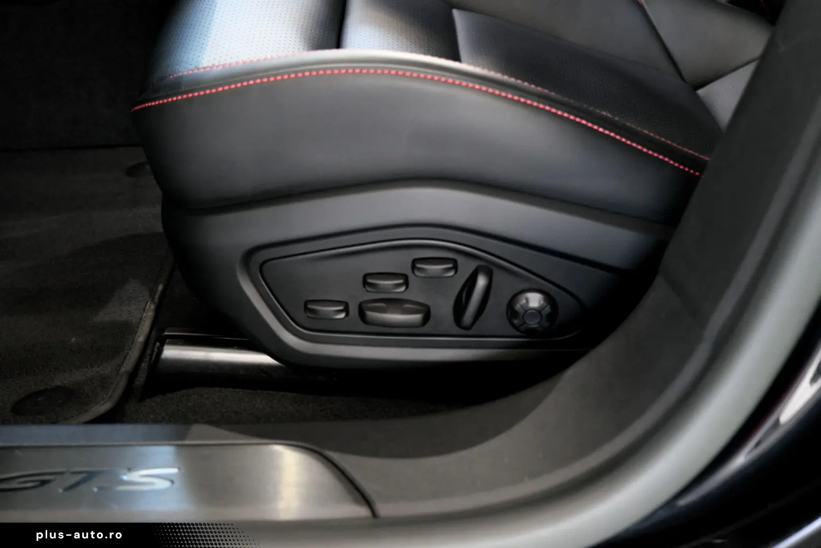 PORSCHE Taycan GTS MatrixLED Beifahrerdisplay 21 Zoll DE