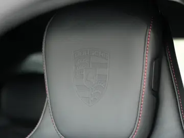 PORSCHE Taycan GTS MatrixLED Beifahrerdisplay 21 Zoll DE