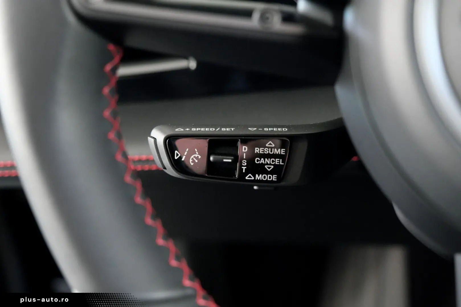PORSCHE Taycan GTS MatrixLED Beifahrerdisplay 21 Zoll DE