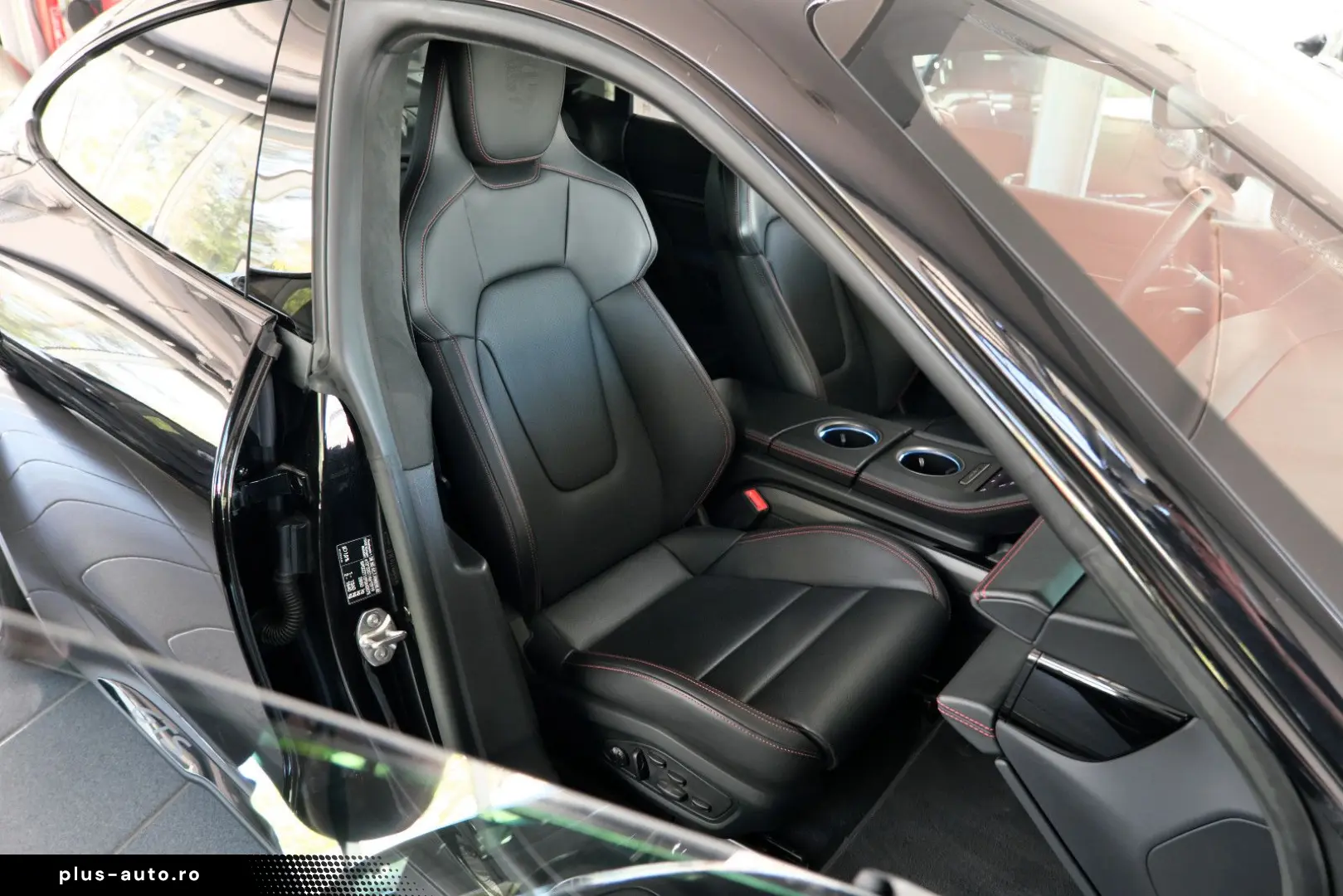 PORSCHE Taycan GTS MatrixLED Beifahrerdisplay 21 Zoll DE