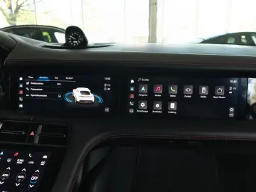 PORSCHE Taycan GTS MatrixLED Beifahrerdisplay 21 Zoll DE
