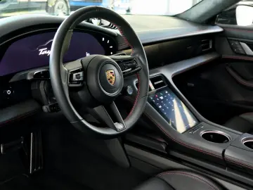 PORSCHE Taycan GTS MatrixLED Beifahrerdisplay 21 Zoll DE