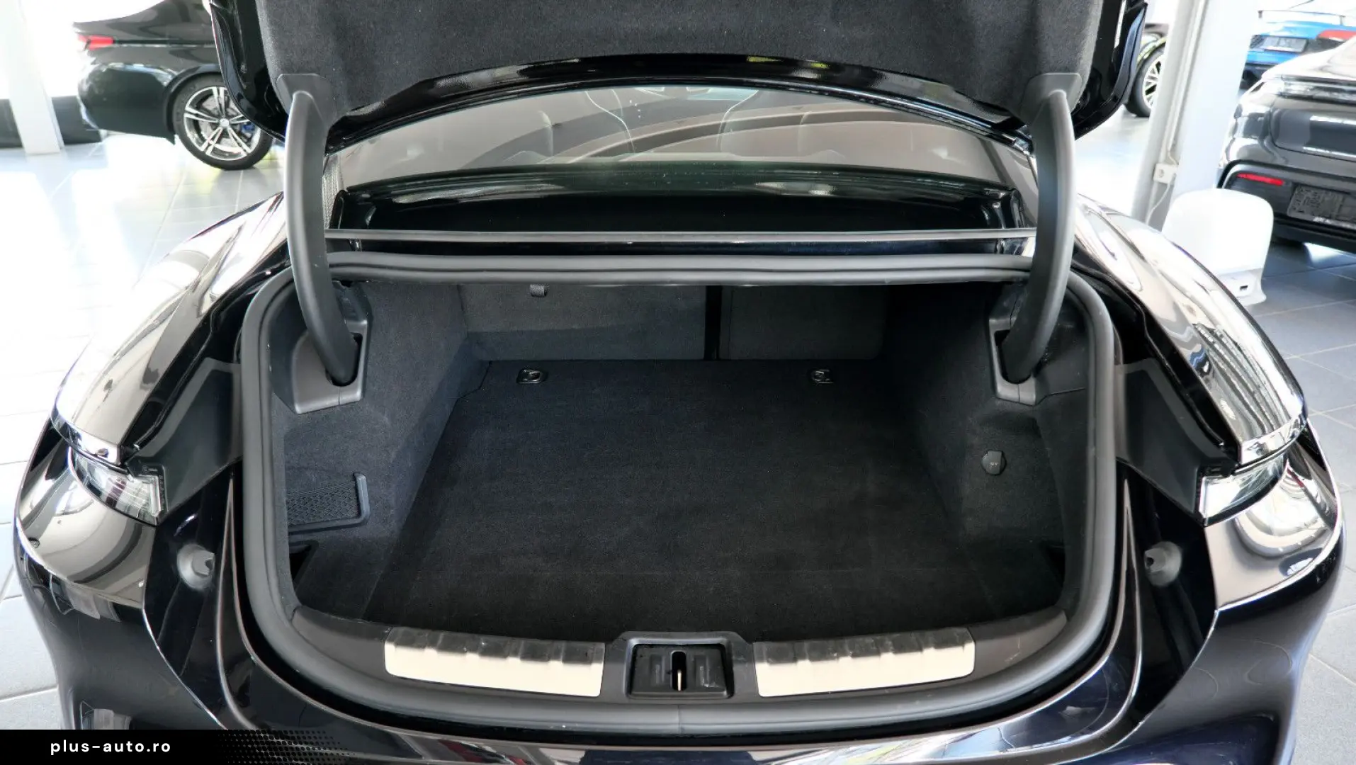 PORSCHE Taycan GTS MatrixLED Beifahrerdisplay 21 Zoll DE