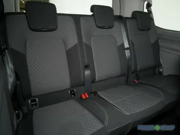VW T7 Caravelle 2.0TDI Style Automatic AHK RFK 9Sit
