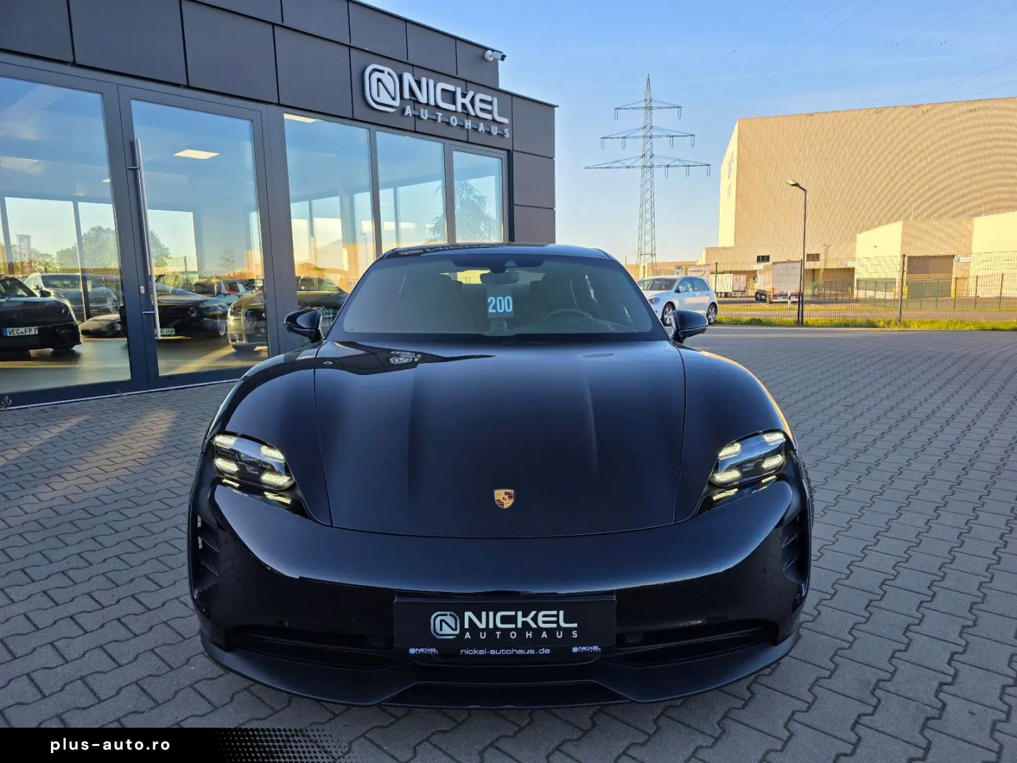 PORSCHE Taycan 4 S HuD Matrix Pano Massage 360 Kam