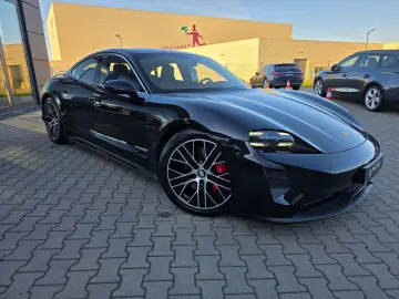 PORSCHE Taycan 4 S HuD Matrix Pano Massage 360 Kam
