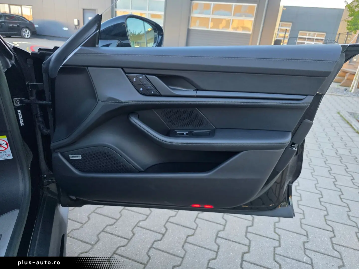 PORSCHE Taycan 4 S HuD Matrix Pano Massage 360 Kam