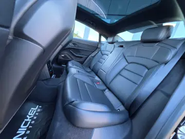 PORSCHE Taycan 4 S HuD Matrix Pano Massage 360 Kam