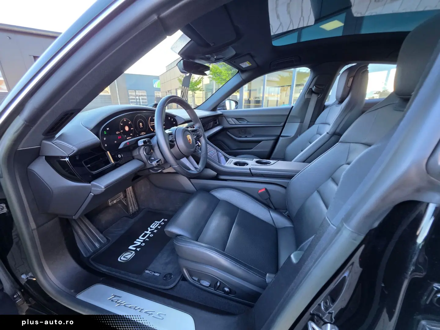 PORSCHE Taycan 4 S HuD Matrix Pano Massage 360 Kam